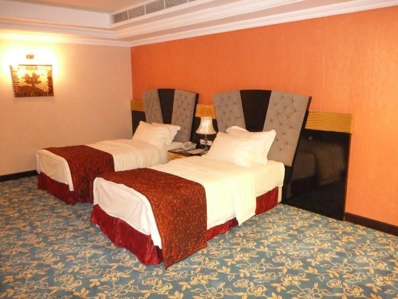 Basra International Hotel Bagian luar foto