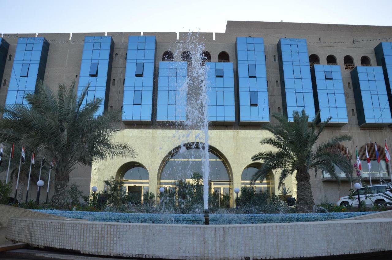 Basra International Hotel Bagian luar foto